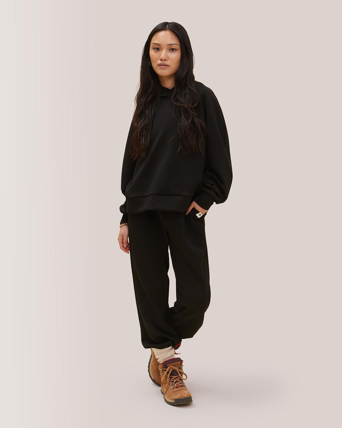 Rose Boreal - Sweatshirt - Horizon Hoodie - Total Eclipse