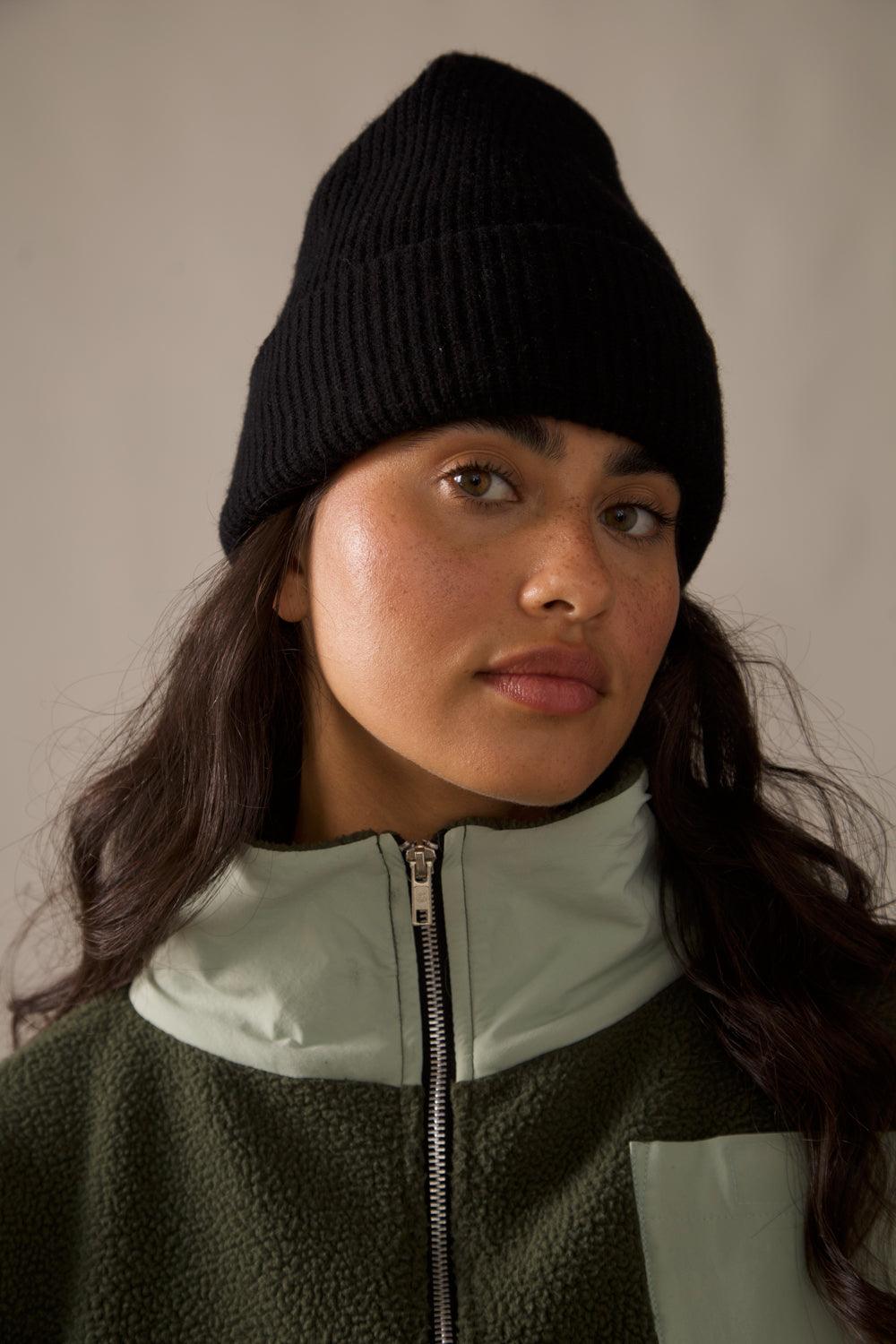 Rose Boreal - Beanie - Cloud Beanie - Total Eclipse