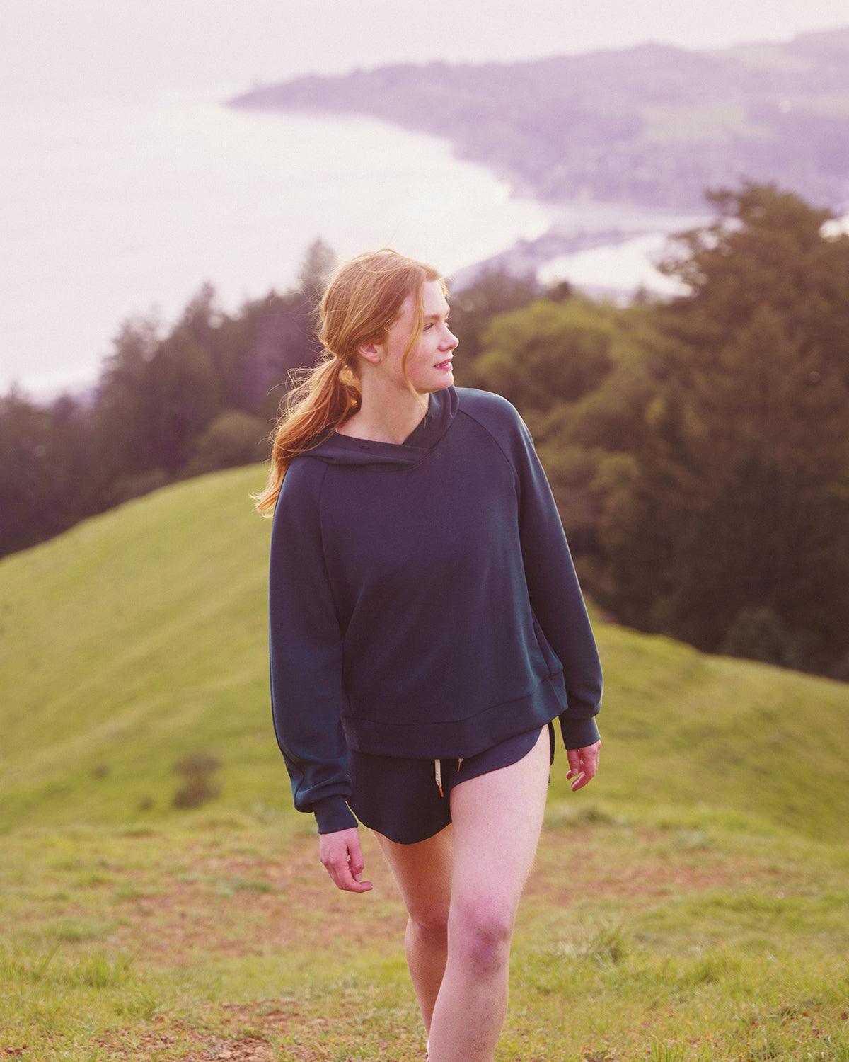 Rose Boreal - Sweatshirt - Horizon Hoodie - Total Eclipse