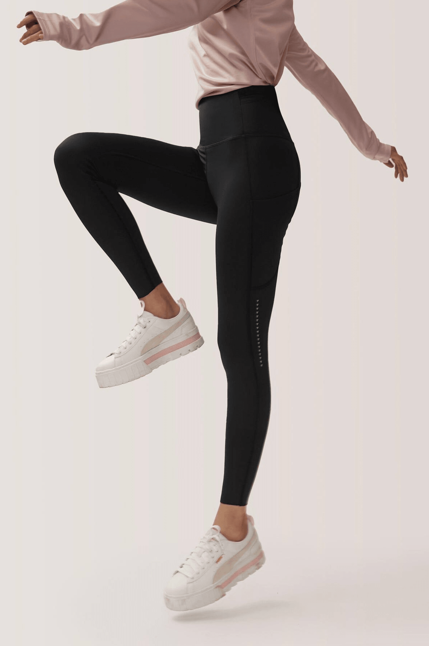 Fabletics black leggings with pockets clearance