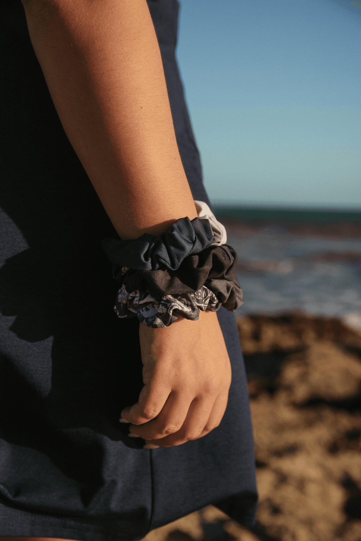 One Scrunchie - Rose Buddha