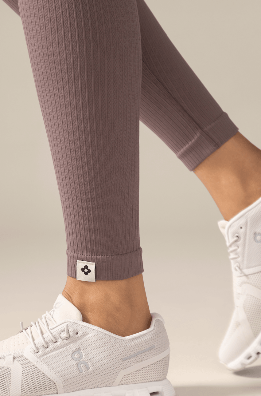 Rose Boreal - Legging - Contour Seamless Legging - Smoky Quartz