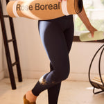 Rose Boreal - Legging - Reversible Ultralight High-Rise Legging - Charcoal English Garden