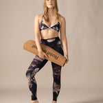 Rose Boreal - Legging - Reversible Ultralight High-Rise Legging - Gothic Bloom