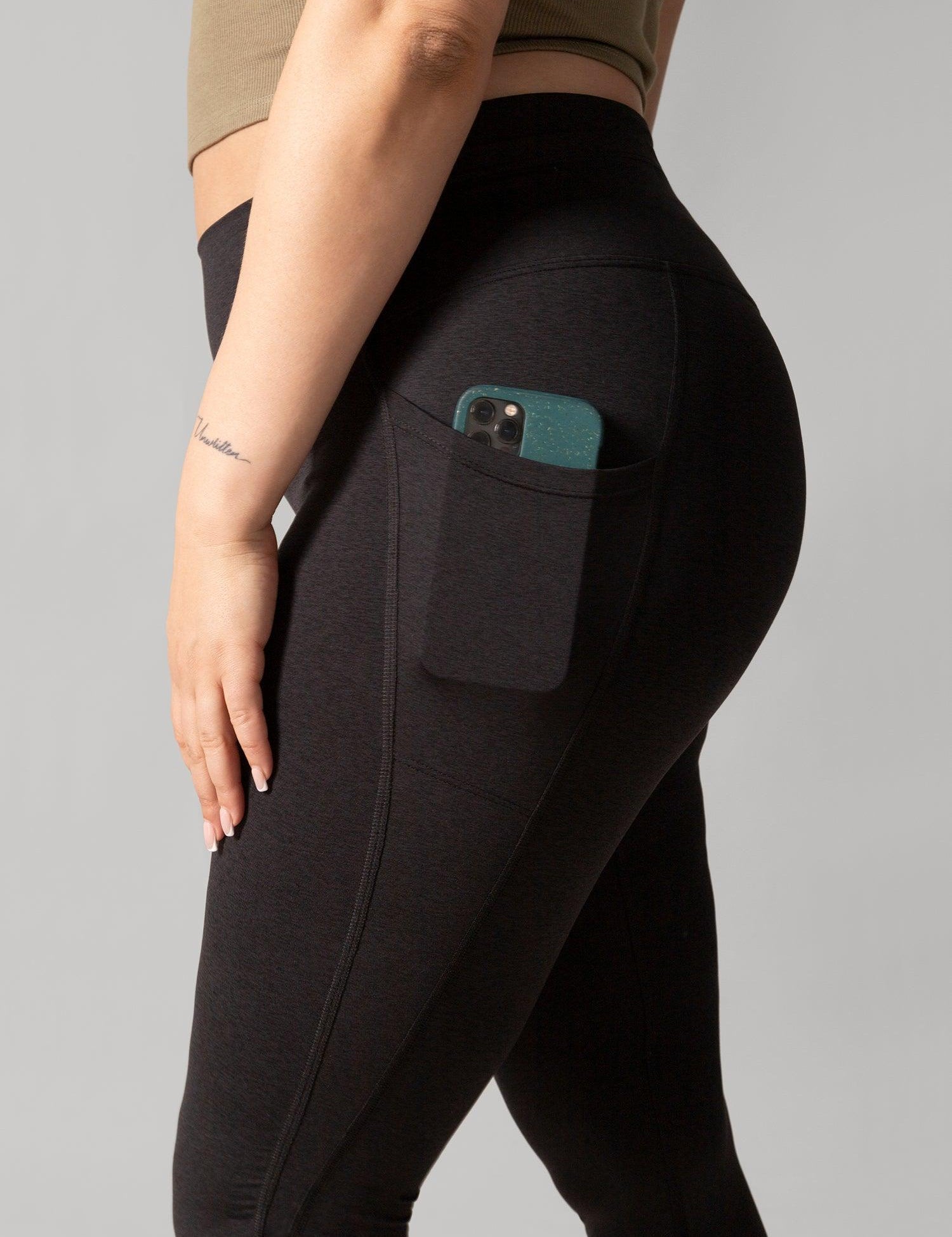 Rose Boreal - Legging - Buttery Soft BFF High-Rise Legging with Pockets - Total Eclipse