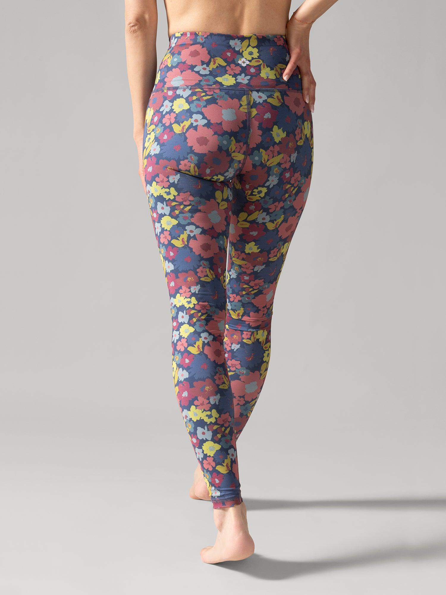 Rose Boreal - Legging - Reversible Ultralight High-Rise Legging - Groovy Meadow