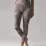 Rose Boreal - Legging - Reversible Ultralight High-Rise Legging - Wild Orchid