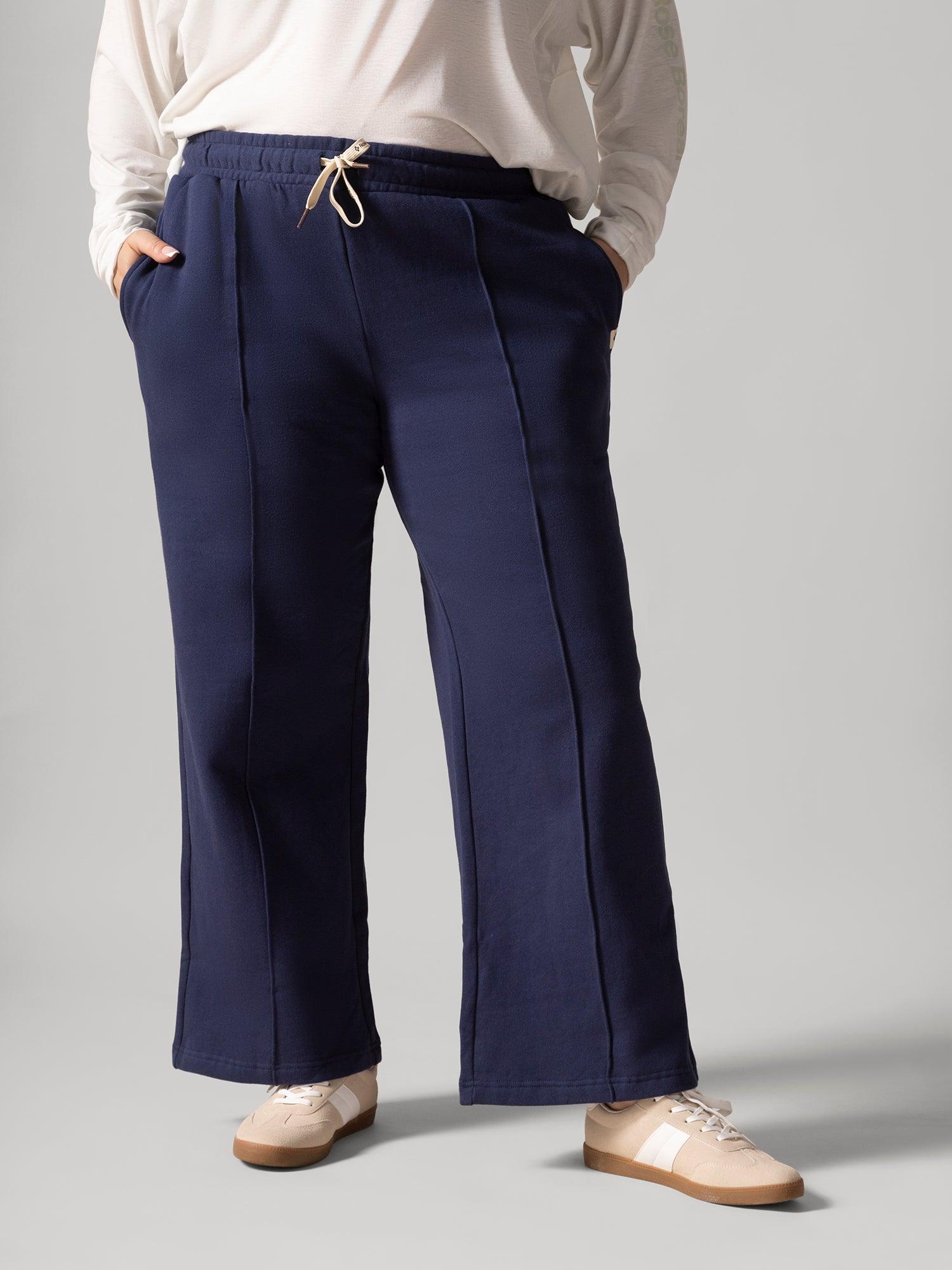 Rose Boreal - Jogger - Walk in the park jogger - Denim