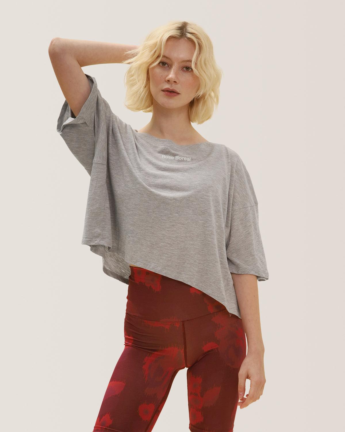 Rose Boreal - T-Shirt - Easy Flow T-Shirt - Moon