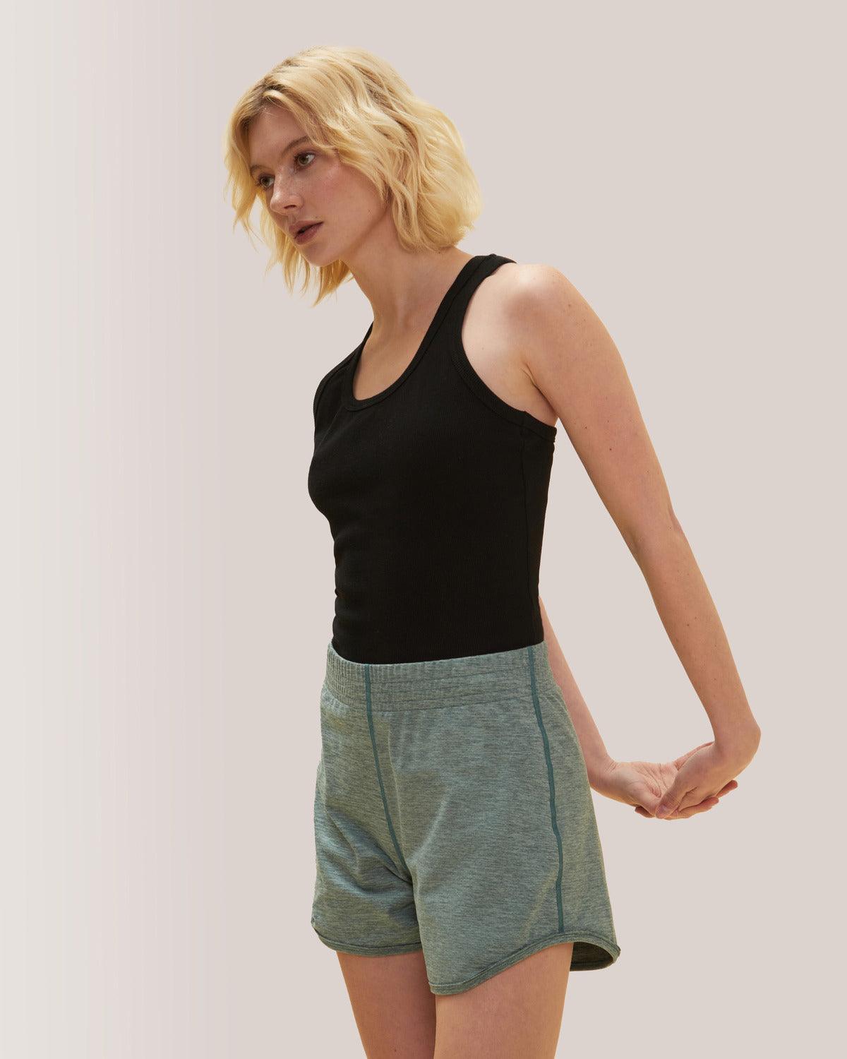 Rose Boreal - Tank Top - Long Mile-End Tank Top - Total Eclipse