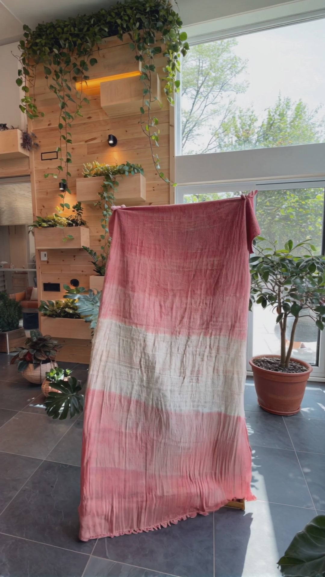 Crinkled Linen Dip-Dye Throw Blanket Home Rose Buddha - Peach / Pêche