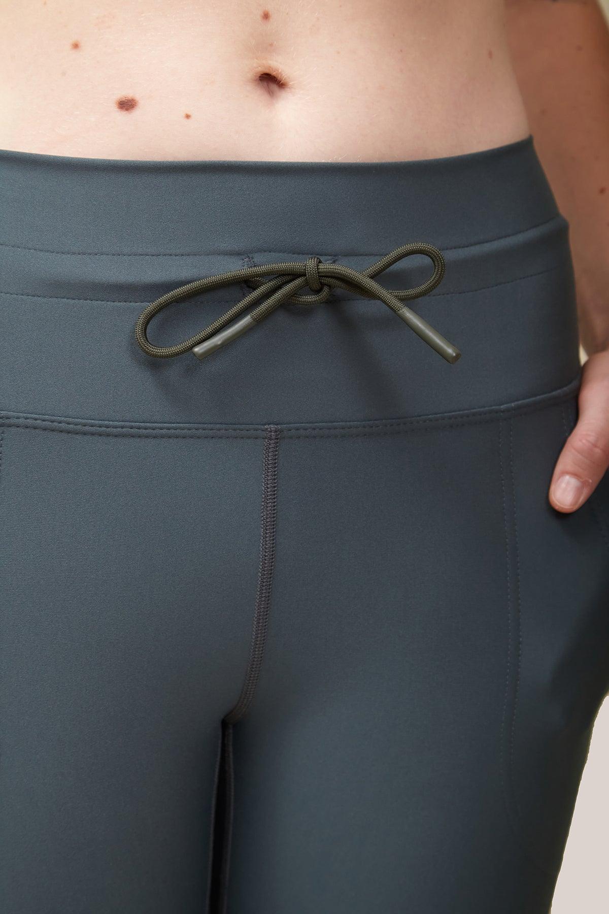Stay Flex Leggings: High-Rise Comfort with Convenient Front Pockets ...